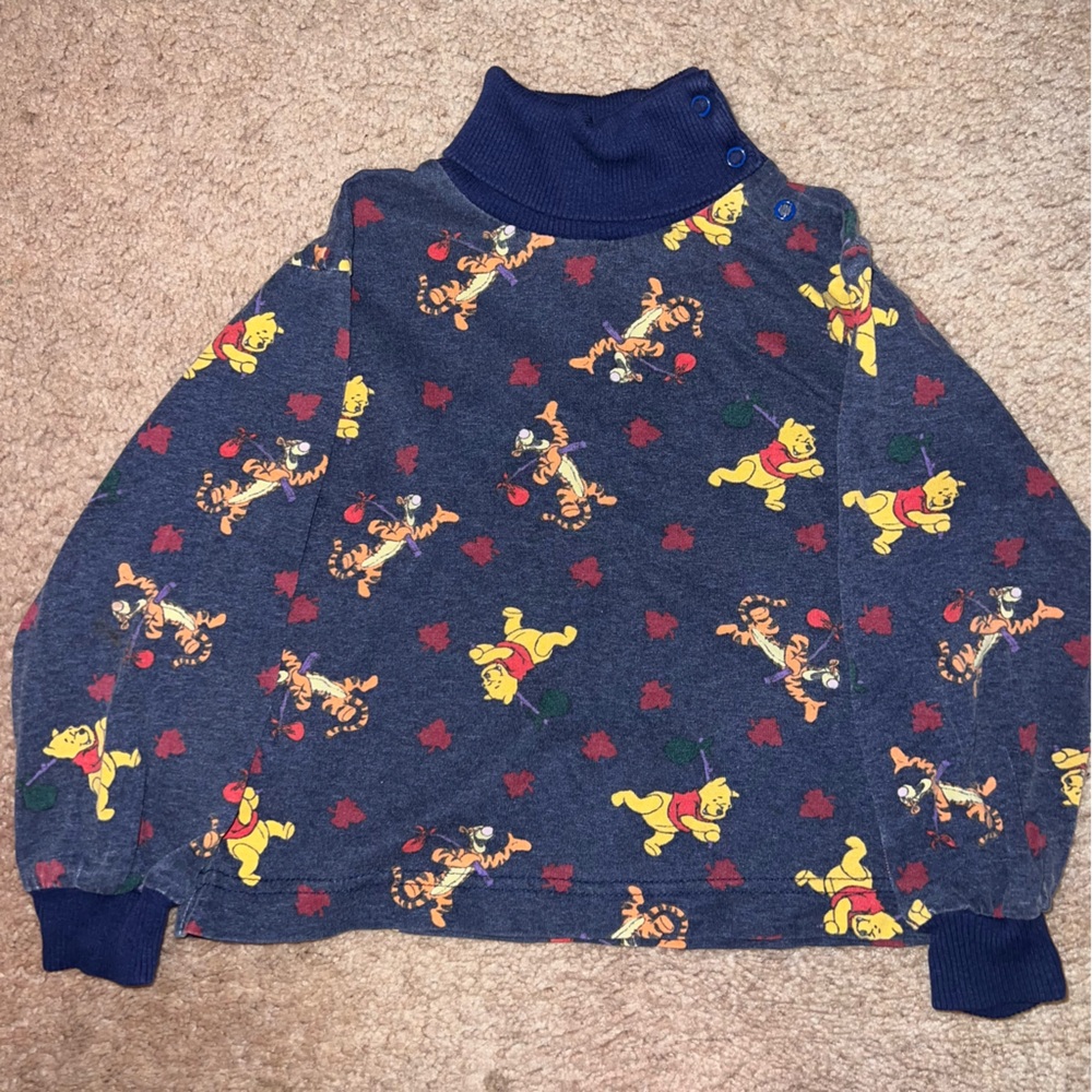 VINTAGE Winnie the Pooh Turtleneck